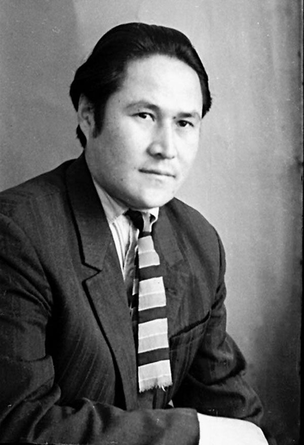 Мукагали Макатаев