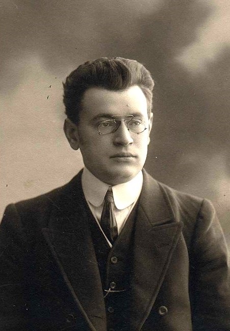 Аркадий Аверченко